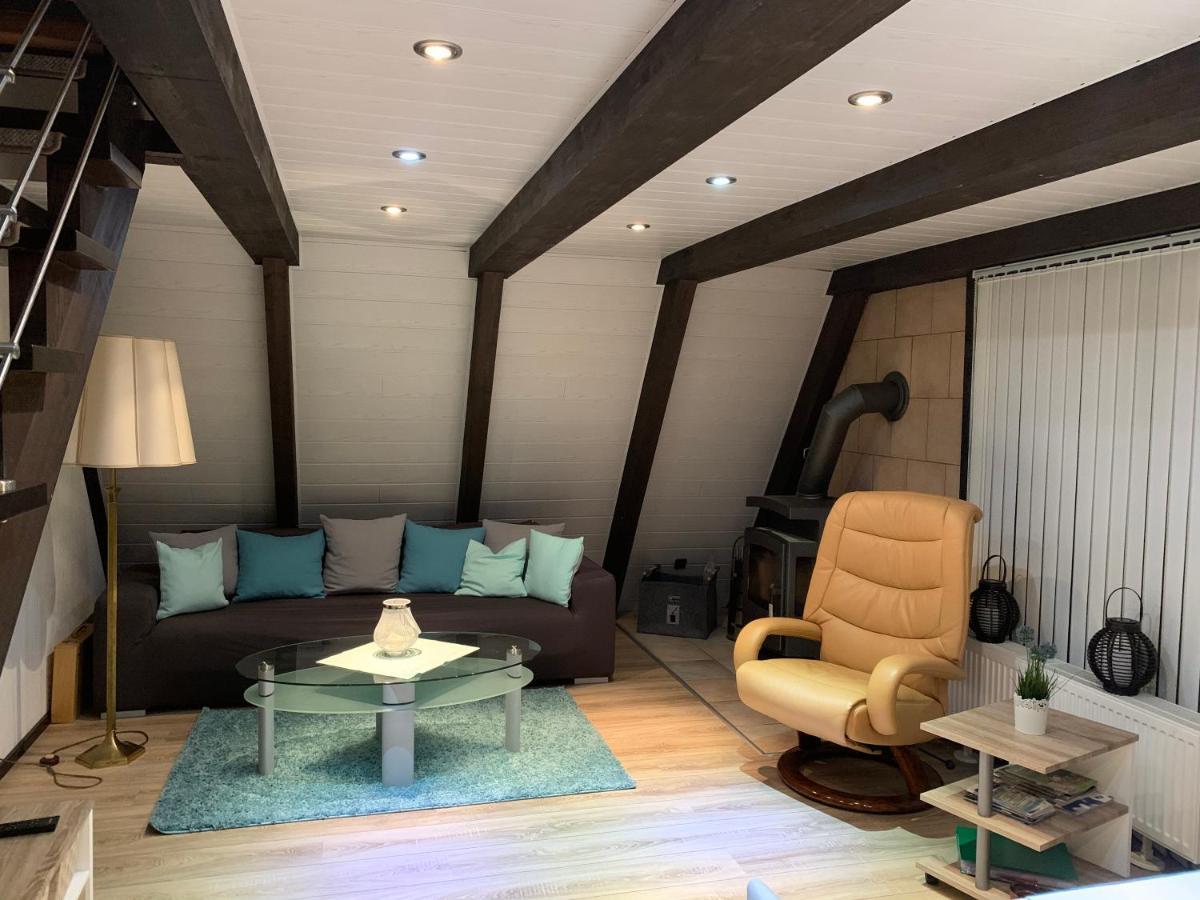 Natur Pur - Waldurlaub Im Tiny House Ronshausen Luaran gambar